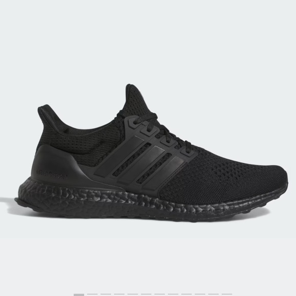 ADIDAS ULTRABOOST 5.0 DNA SHOES (size 7.5) - Picture 1 of 4
